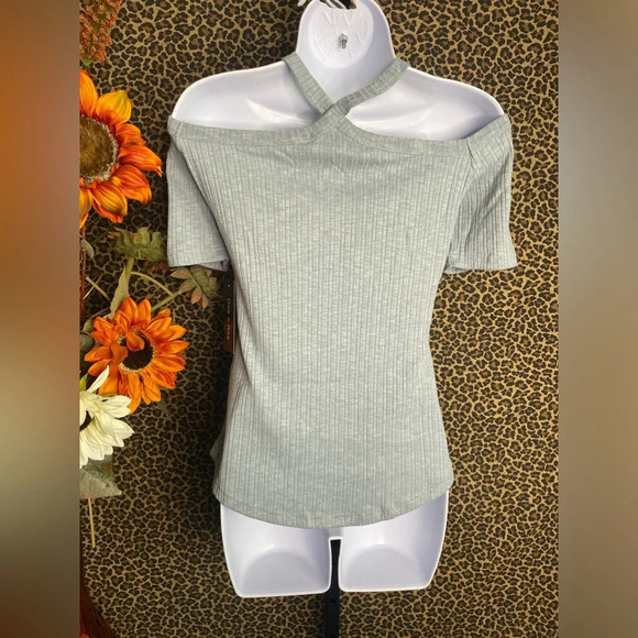 🌴3/$30🌴DOE & RAE Blue Cross Neck Cold Shoulder Top NWT - Picture 4 of 8